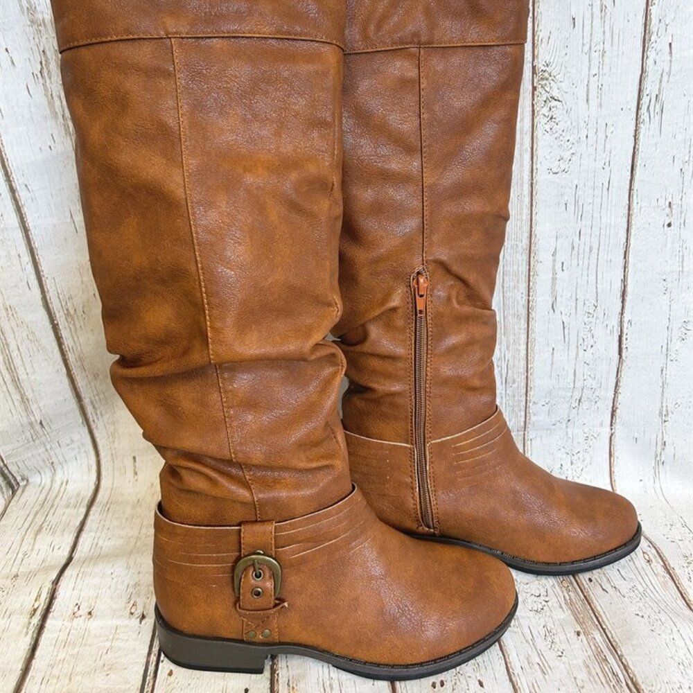Bamboo Women's Fashion Boots BROWN